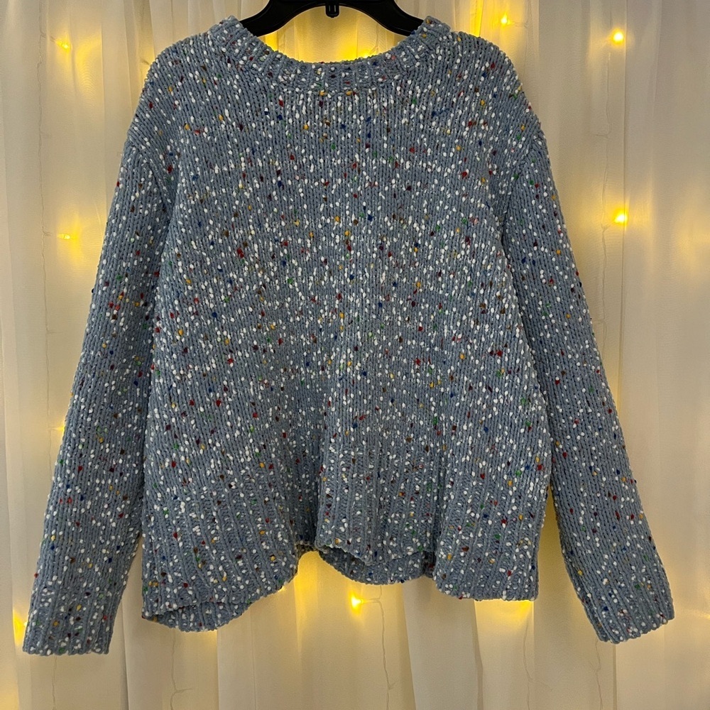 Gray Boxy Sweatshirt with Relaxed Fit